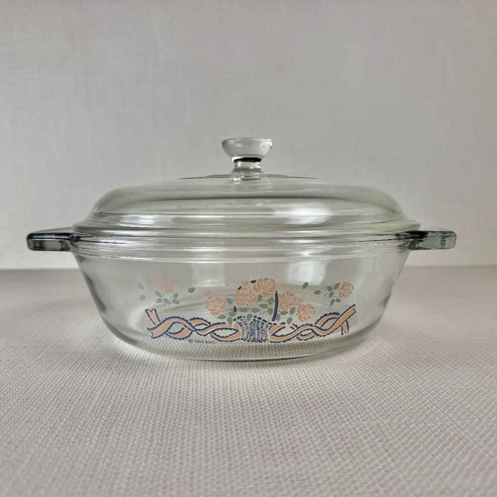 Anchor Hocking  1.5 Qt Covered Glass Casserole “Pink Roses in Basket” 1989 - Picture 2 of 15